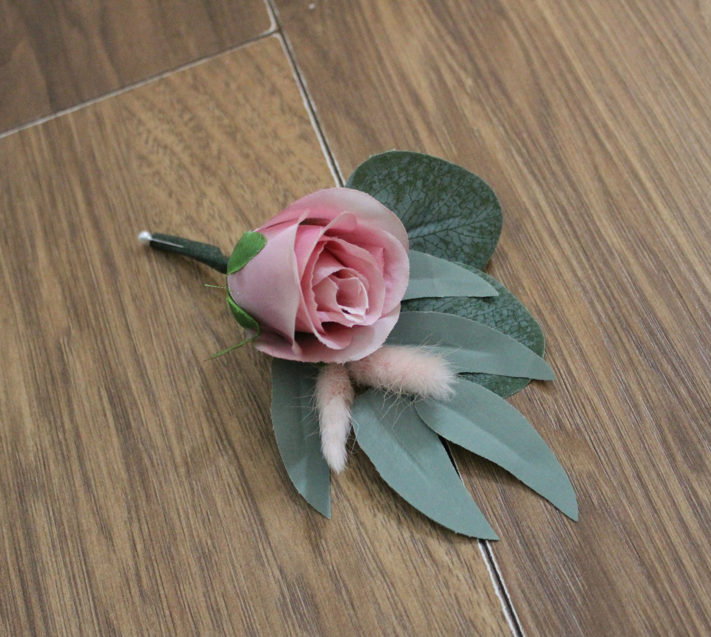 The Cindy Buttonhole