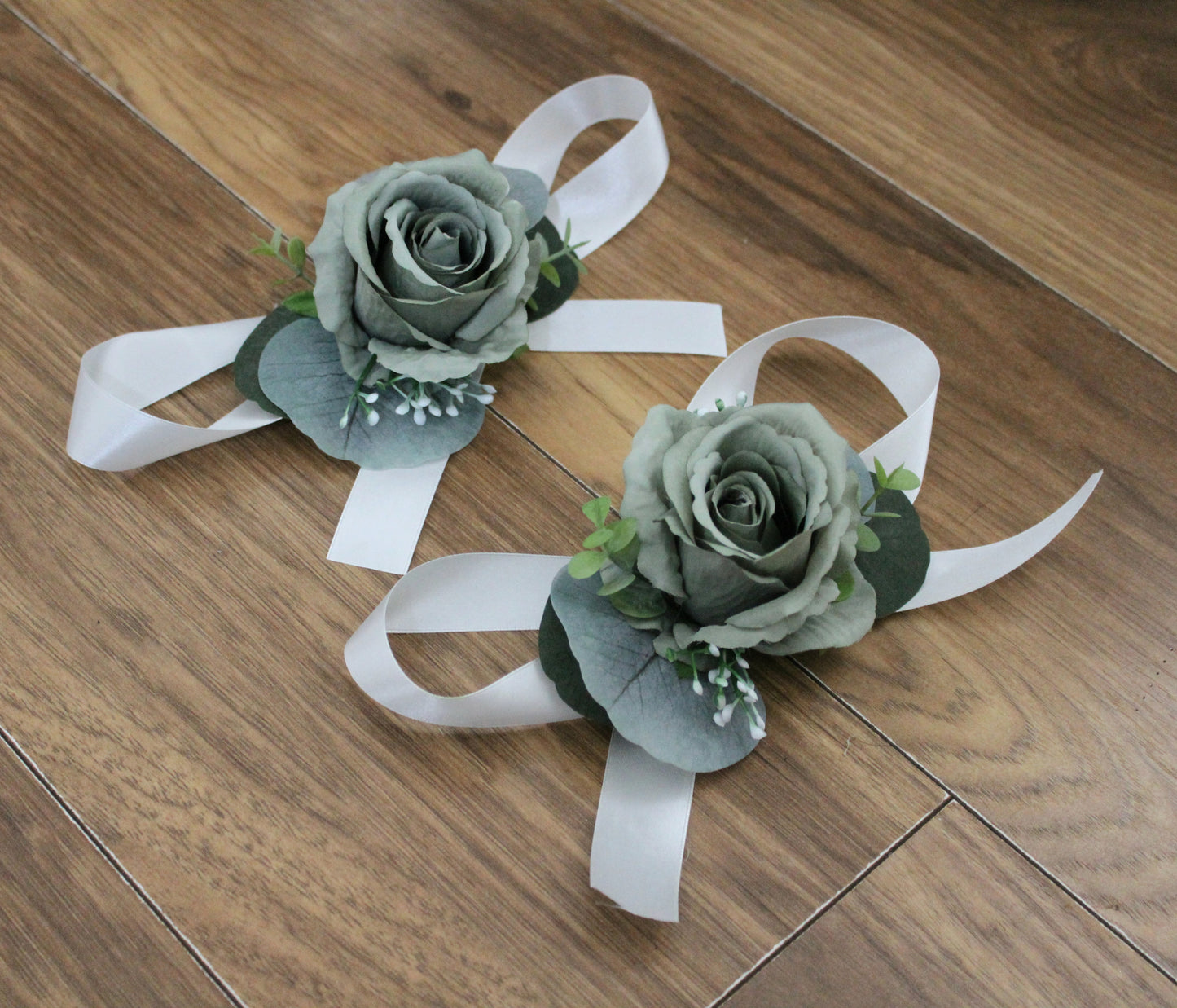 The Sydney Wrist Corsage