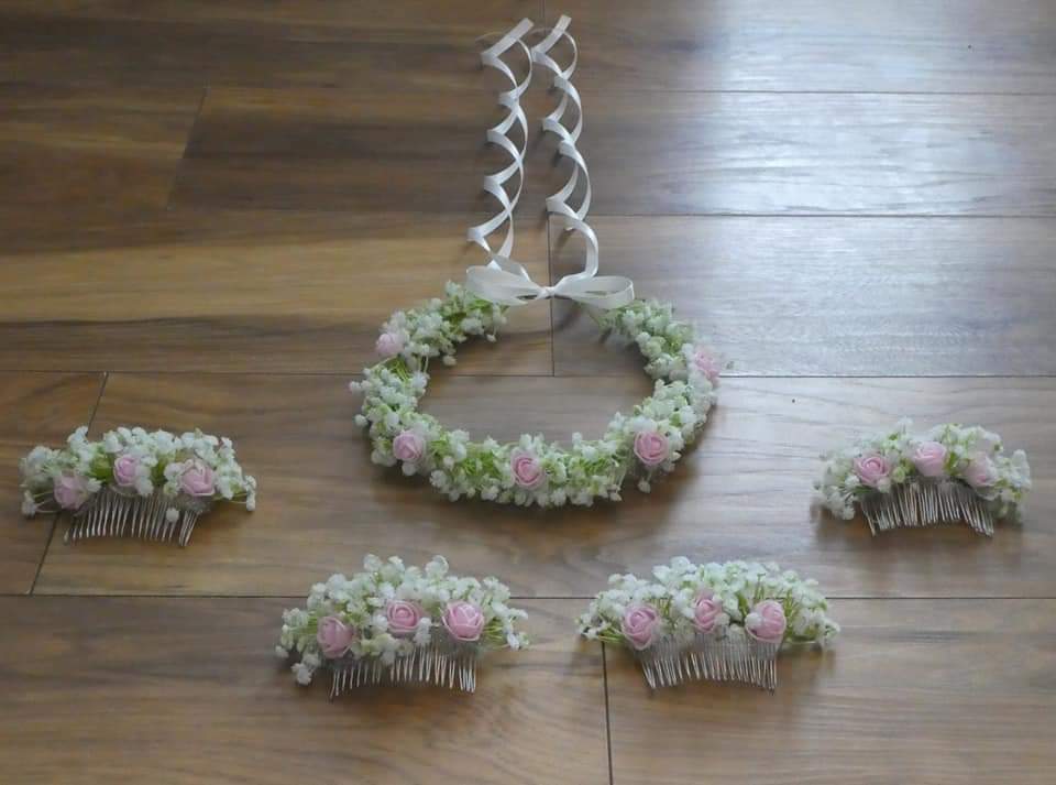 The Gypsophilia and Rose Hair Comb