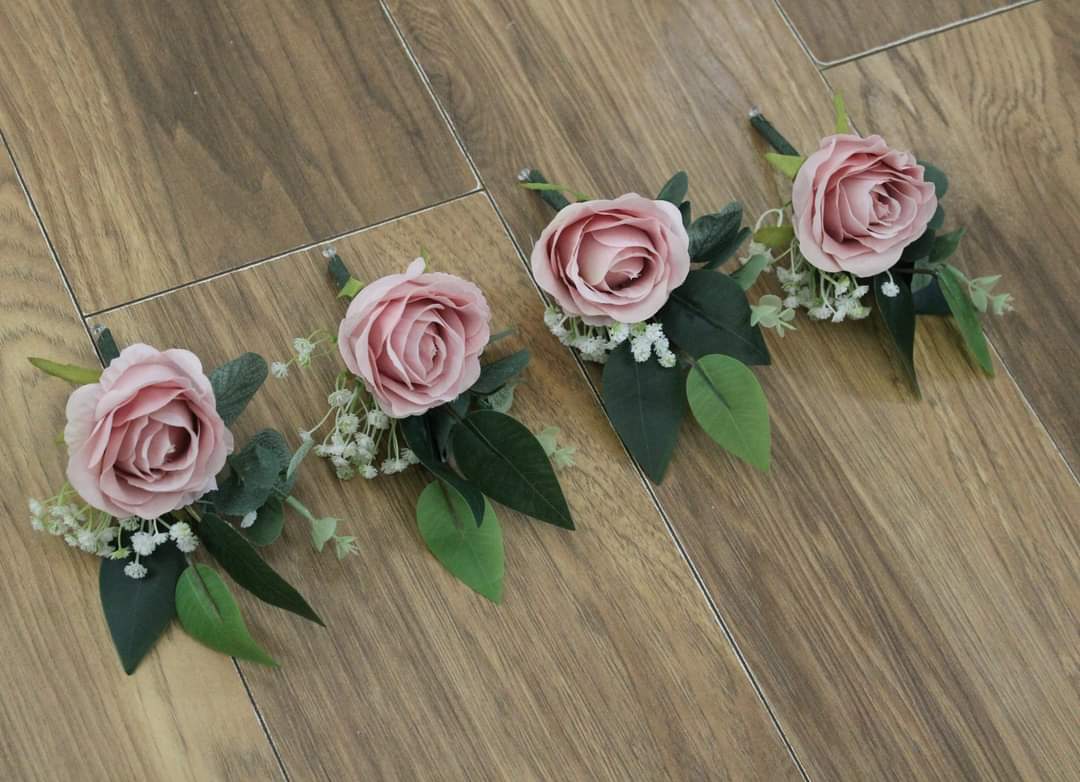 The Natalie Lily Buttonhole