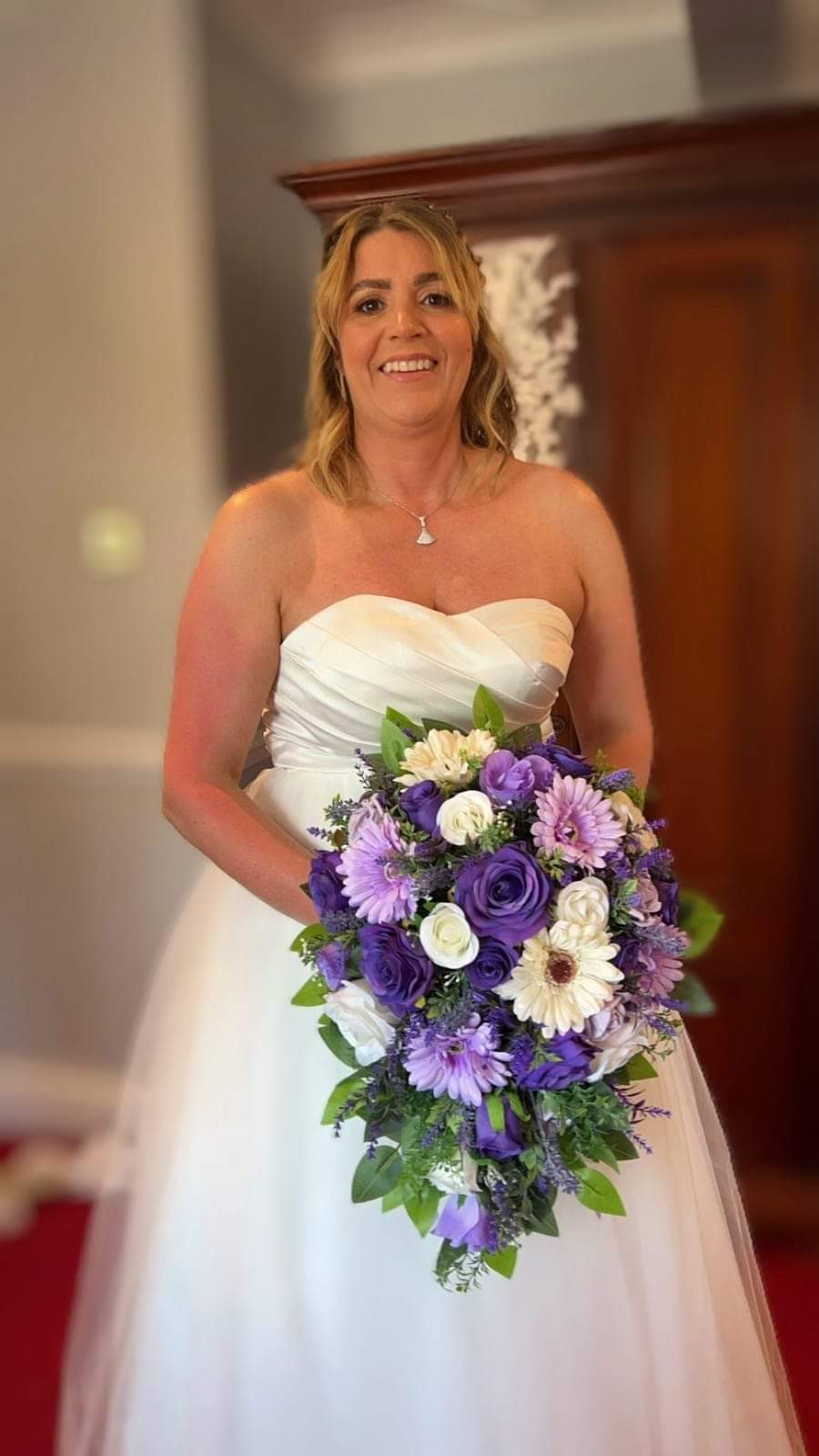 The Hayley Jane Buttonhole