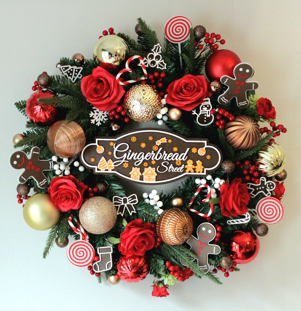 Gingerbread Street Deluxe Door Wreath 60cm