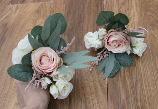 The Cindy Cake Arrangement