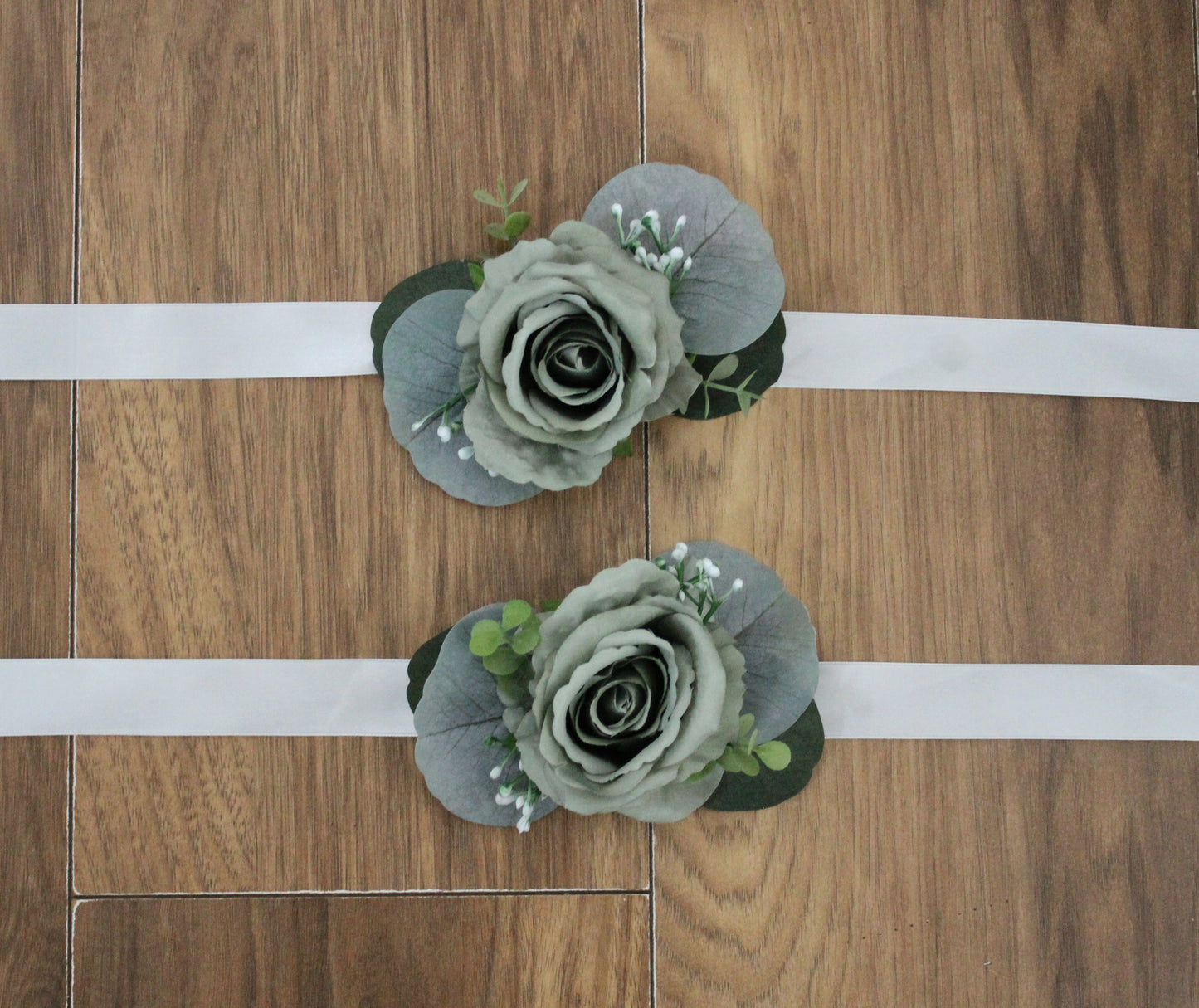 The Sydney Wrist Corsage