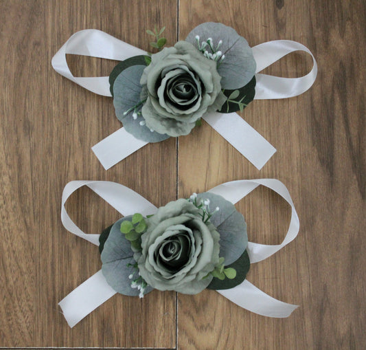 The Sydney Wrist Corsage