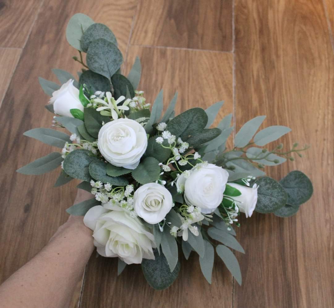 The Kayleigh Cake Arrangement