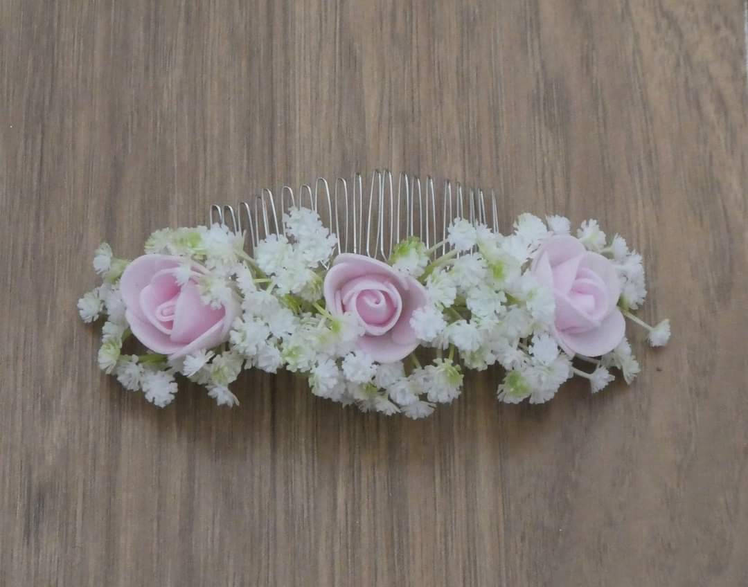 The Gypsophilia and Rose Hair Comb