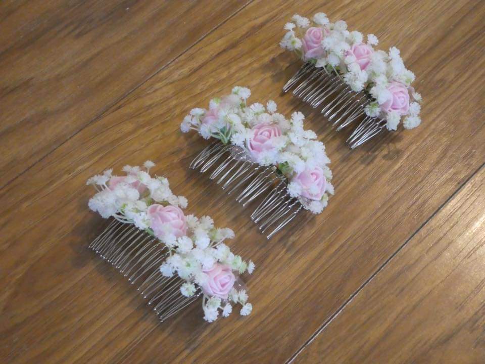 The Gypsophilia and Rose Hair Comb