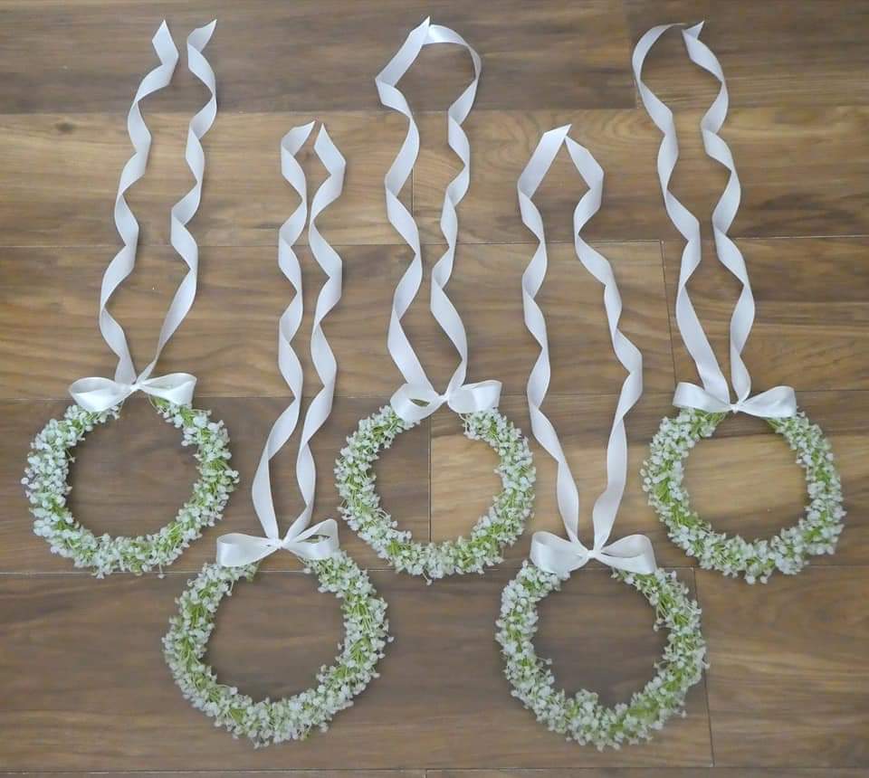 The Full Gypsophilia Flower Crown