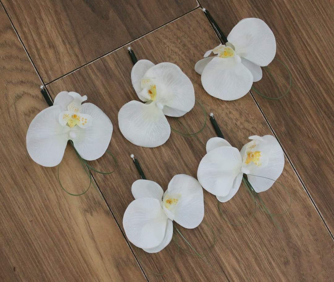 The Tiffany Buttonhole