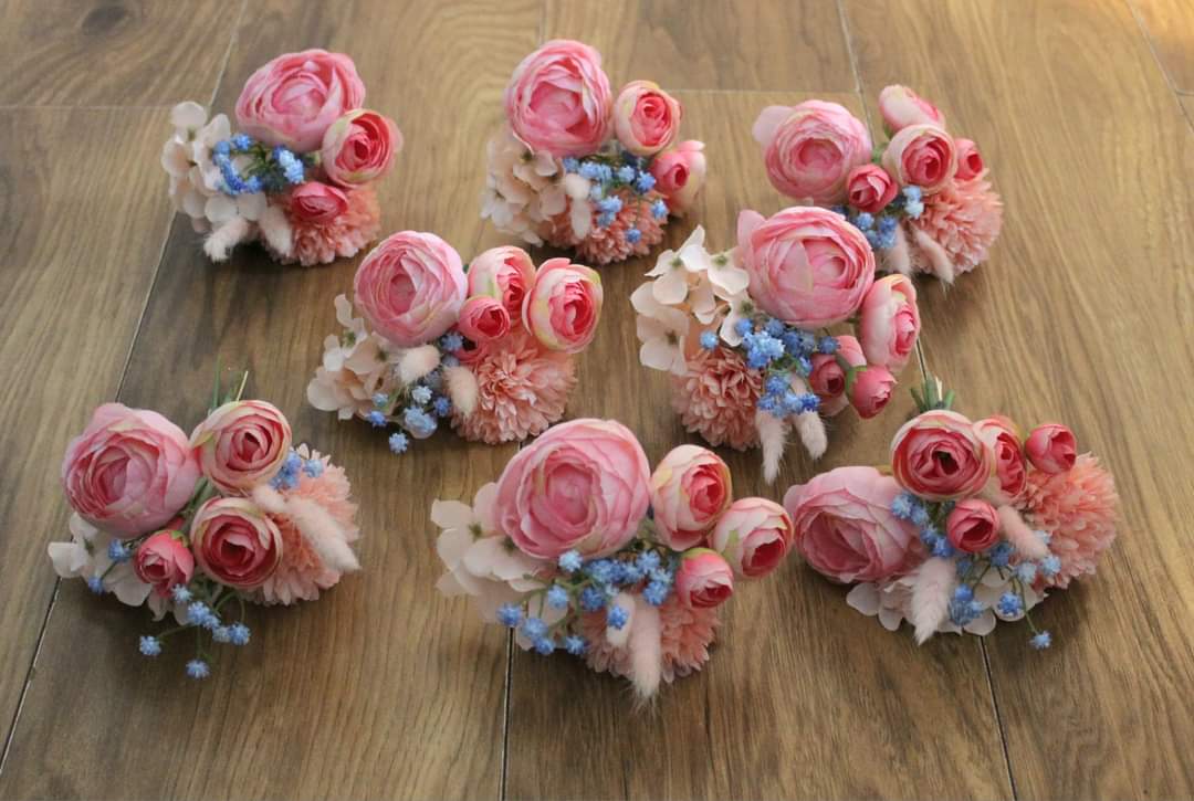 The Sam Jar/Vase Arrangements Centrepieces