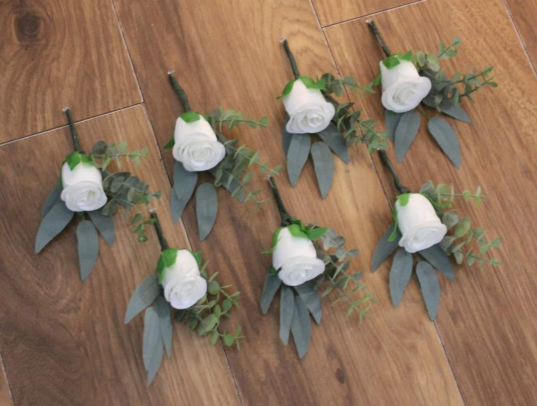 The Chloe Buttonhole