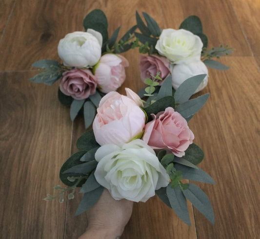 The Chloe Cake Arrangements