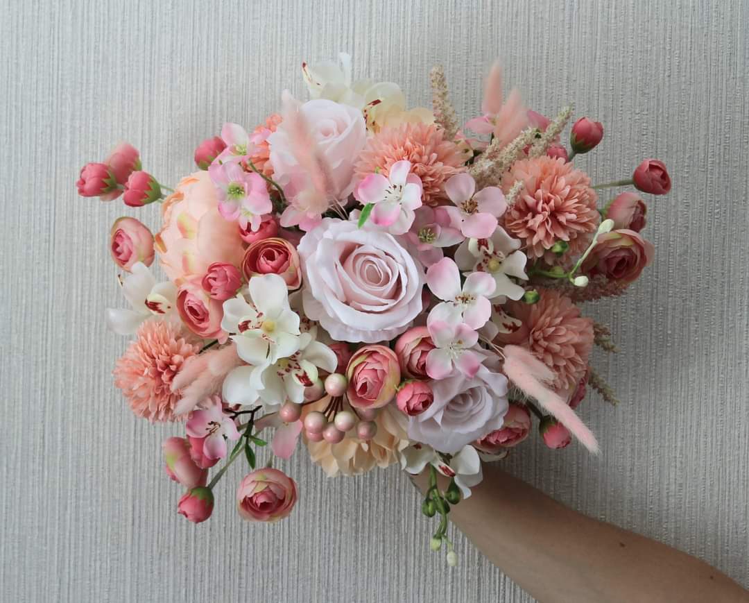 The Louisa Table Centrepieces