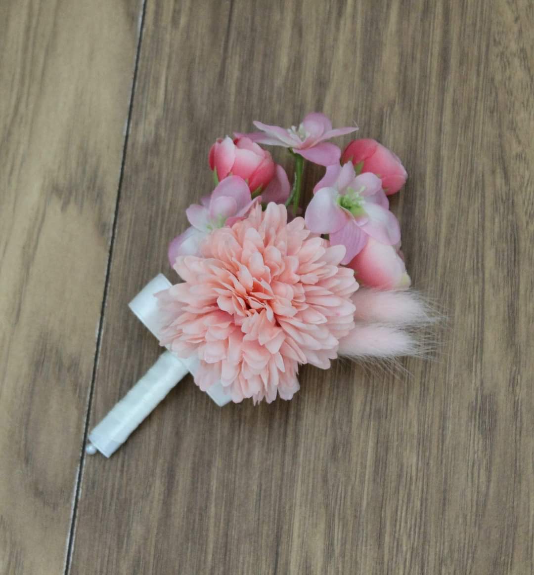 The Louisa Buttonhole