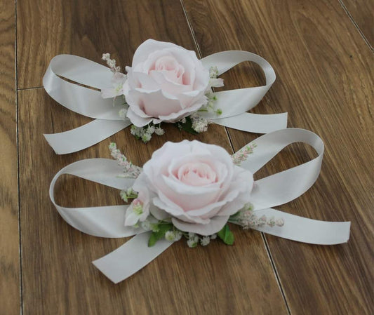 The Alisha Wrist Corsage