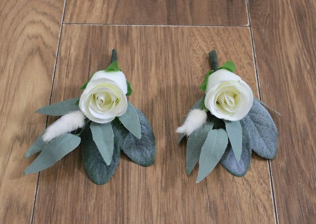 The Jorge Buttonholes