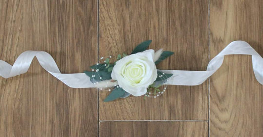 The Jorge Wrist Corsage