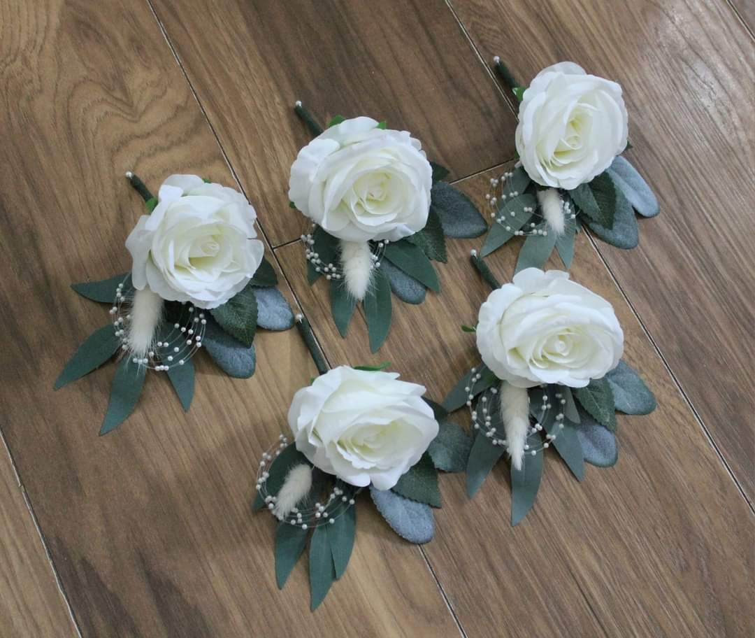 The Jorge Pin On Corsage