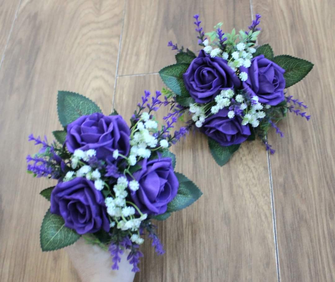 The Sandra Cake Arrangements