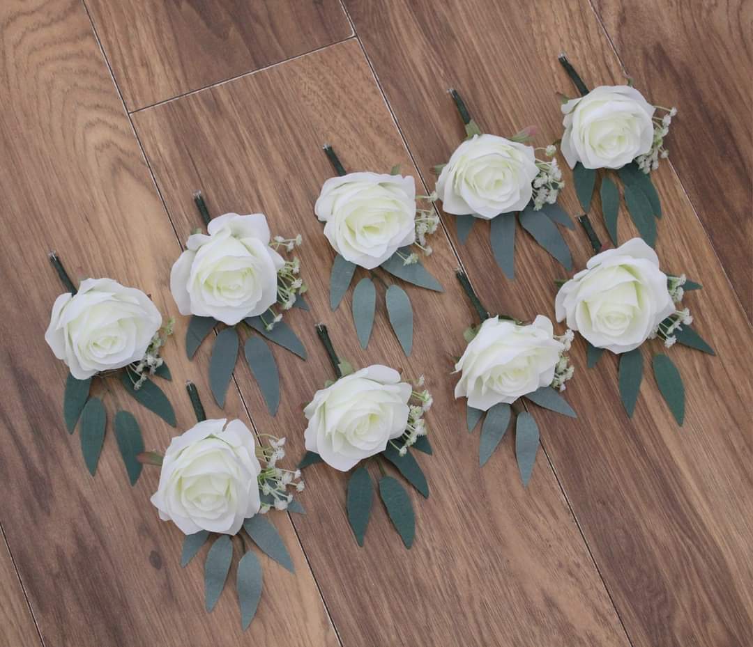 The Kayleigh Buttonhole