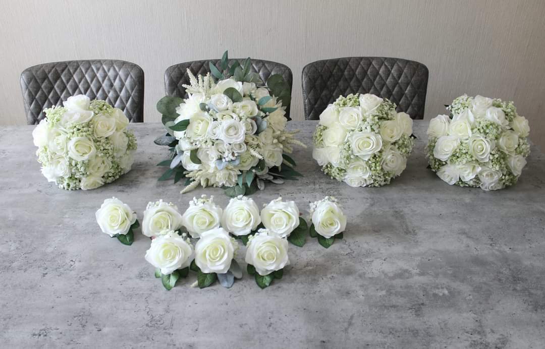 The Gypsophilia and Rose Bouquet