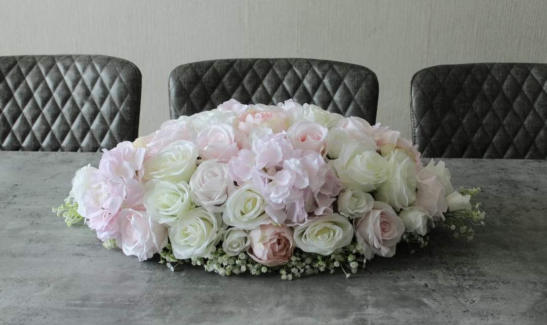 The Megan Table Centrepieces