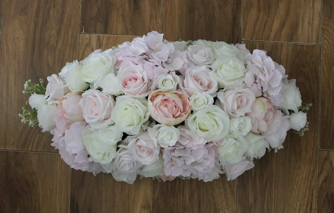 The Megan Table Centrepieces