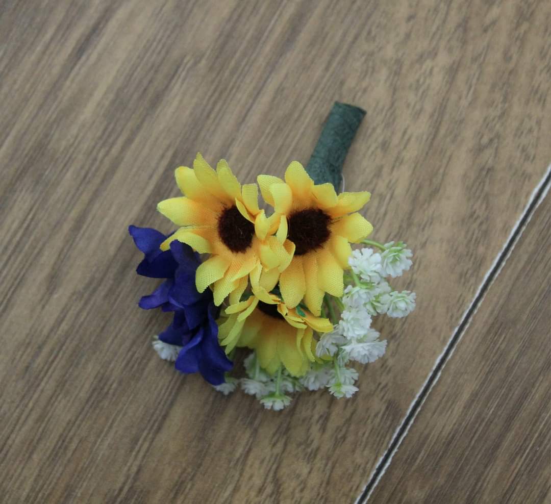 The Sharon Buttonhole