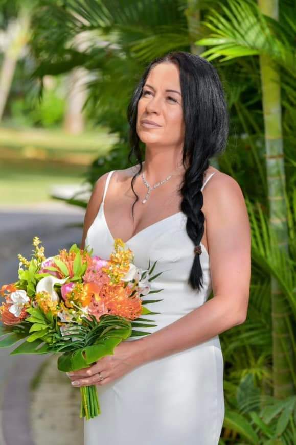 The Gemma Tropical Bouquet