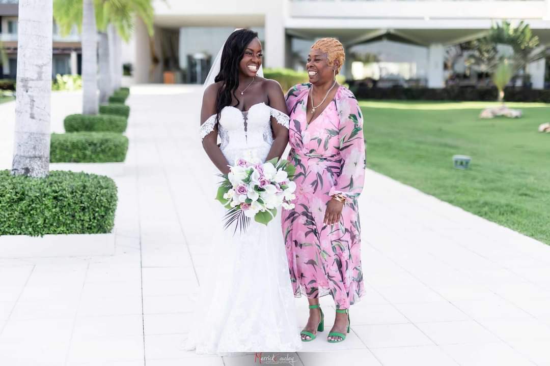 The Tiffany Wrist Corsage