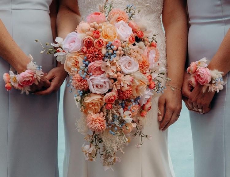 The Sam Jar/Vase Arrangements Centrepieces