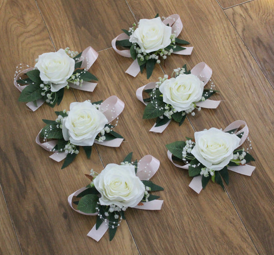 The Hannah Evie Wrist Corsage