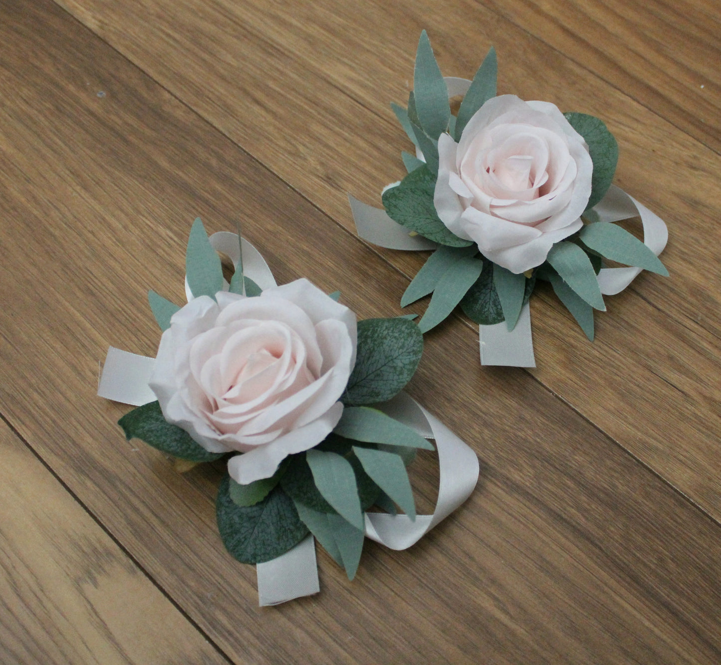 The Bethan Mai Wrist Corsage