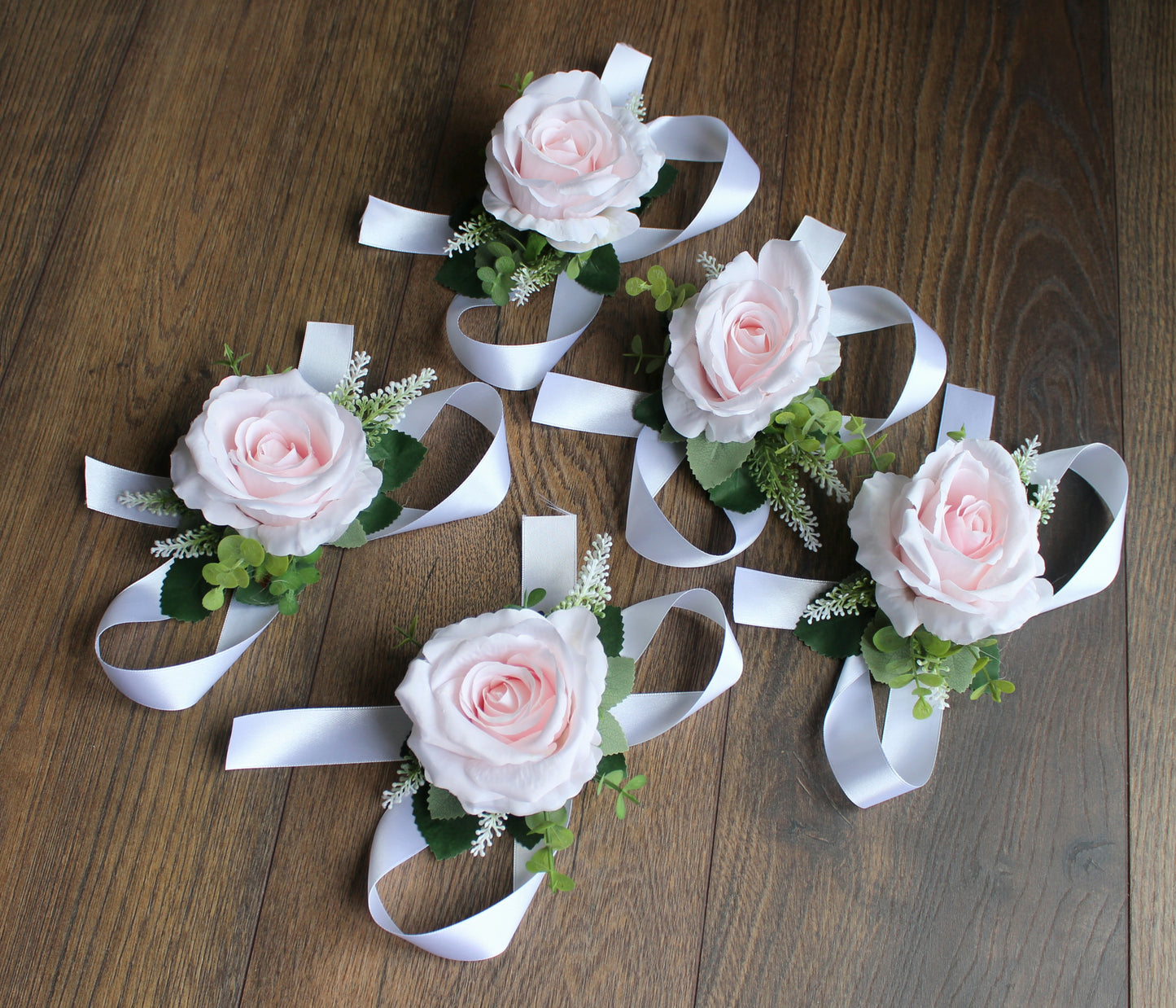 The Charlotte Wrist Corsage