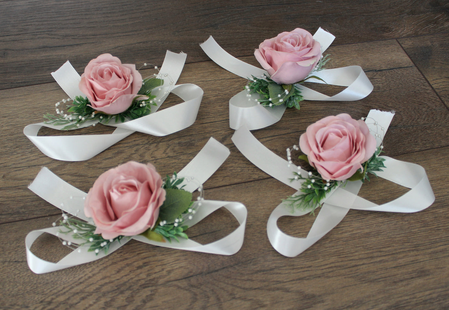 The Michelle Clare Wrist Corsage