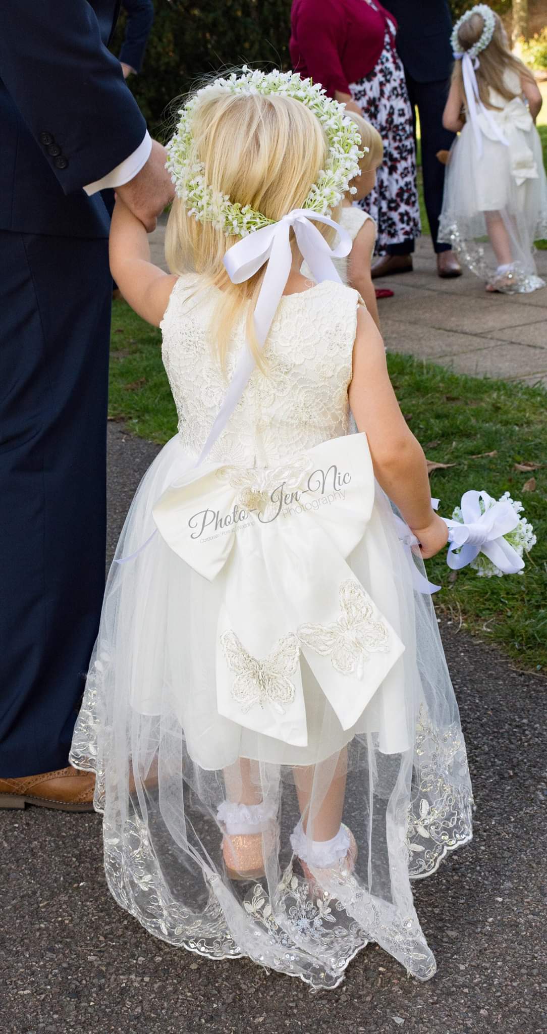 The Bespoke Flower Girl Wand. Made To Match The Bouquets In Your Box