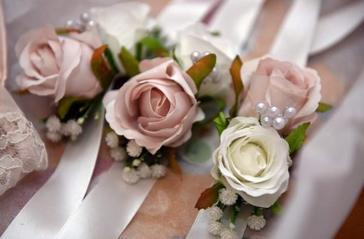 The Bespoke Wrist Corsage. Made To Match The Bouquets In Your Box