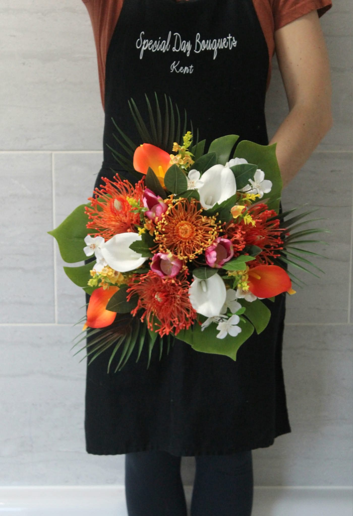 The Gemma Tropical Bouquet