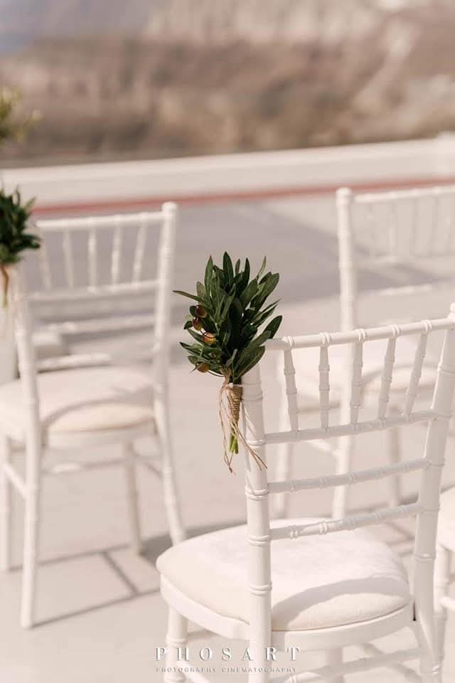 The Bespoke Pew Ends. Made To Match The Bouquets In Your Box