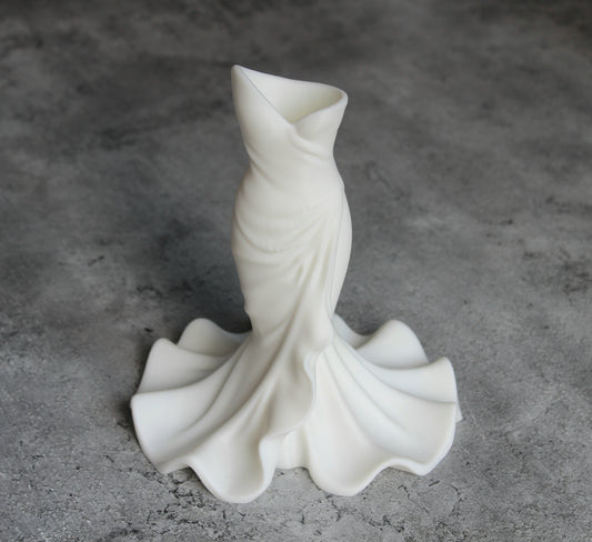 Bouquet Display Vase Fishtail Dress