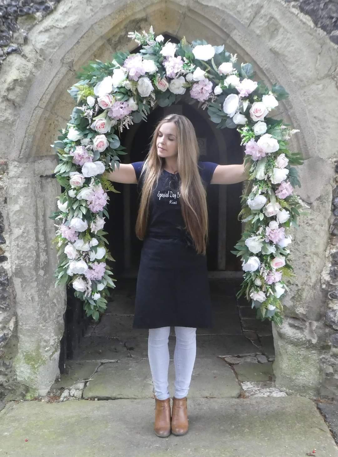 The Bespoke Garland. Made To Match The Bouquets In Your Box