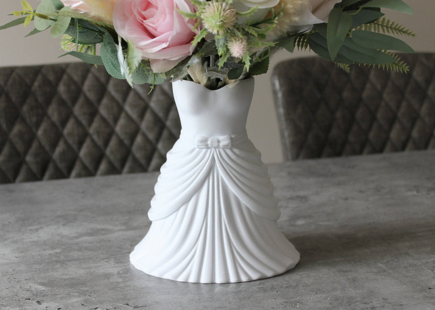 Bouquet Display Vase Gown